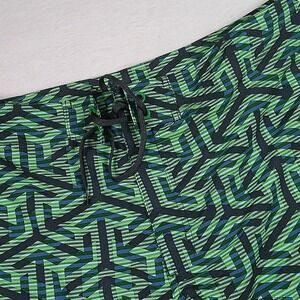 Simms Solarflex Fishing Board Shorts Mens 34 Green Blue Geometric Pattern Cargo